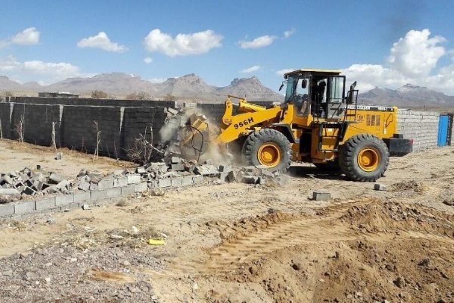 رفع فوری تعرض به ۲۶۵ هکتار زمین دولتی در آذرماه